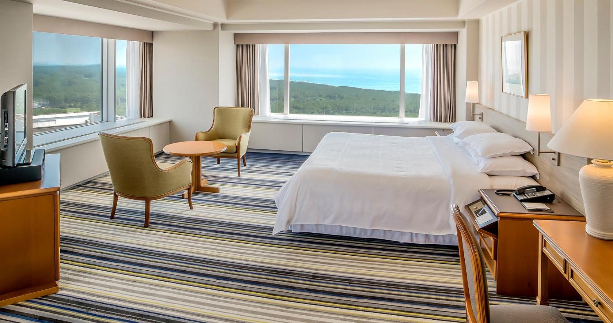 Sheraton Grande Ocean Resort Миядзаки Экстерьер фото